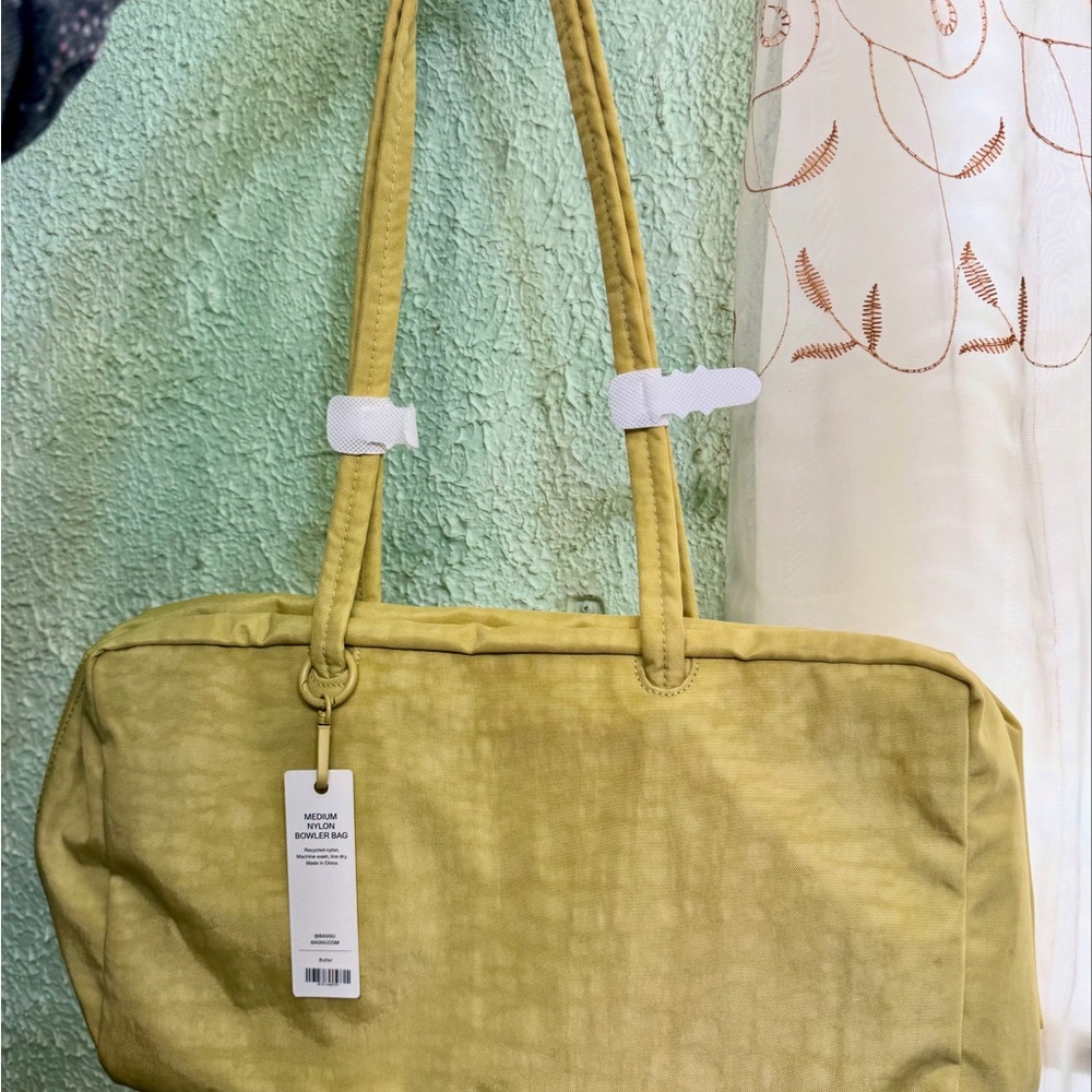 🌈SOLD Baggu Bowler Medium Bag - Butter